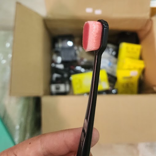 YCS Brush Clean CPU Motherboard